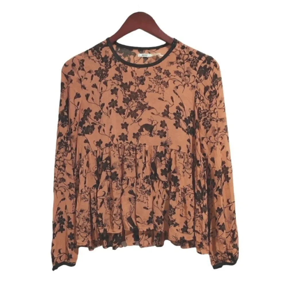 Urban Outfitters Top Size Small Floral Animal Print Bunny Rare